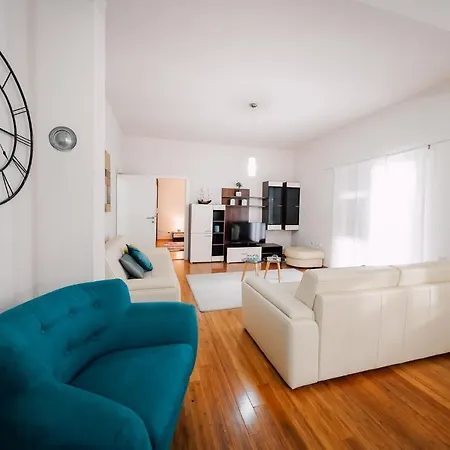 Appartamento Three-bedroom In Ljubac, Zadar I