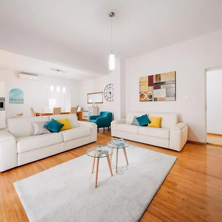 Appartamento Three-bedroom In Ljubac, Zadar I *