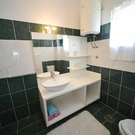 Three-bedroom In Ljubac, Zadar I